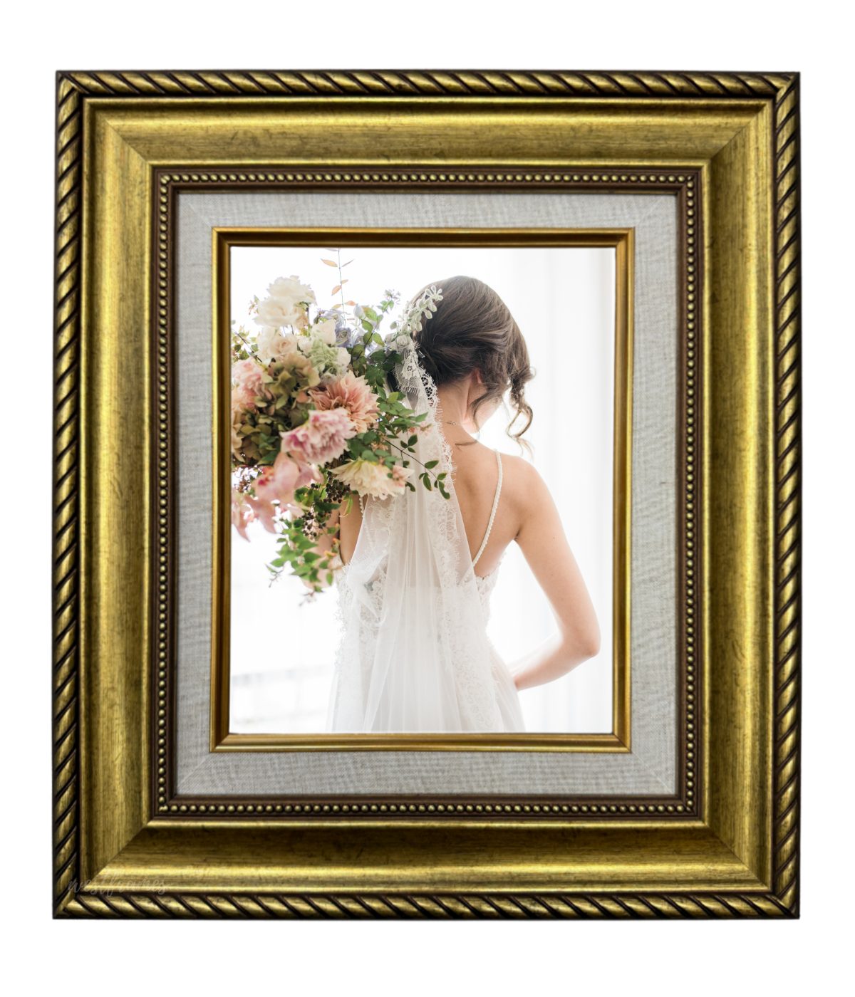 Montana Antique Gold Natural Linen Liner 3.25 Inch Wide Wall Picture Frame - West Frames